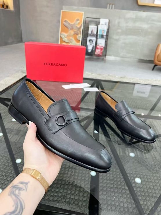 . 00 FERRAGAMO MEN - Image 2